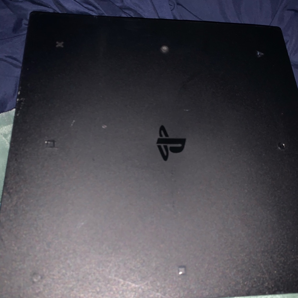 Ps4 pro - Picture 3 of 5